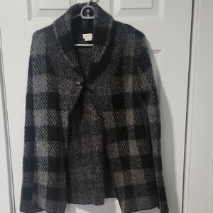Elegant Black and Gray Plaid Women's Cape